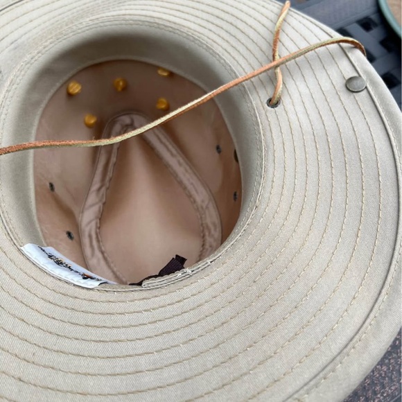 Walt Disney World Animal Kingdom Safari Hat Outback 5 Pins Sz S - Picture 8 of 9